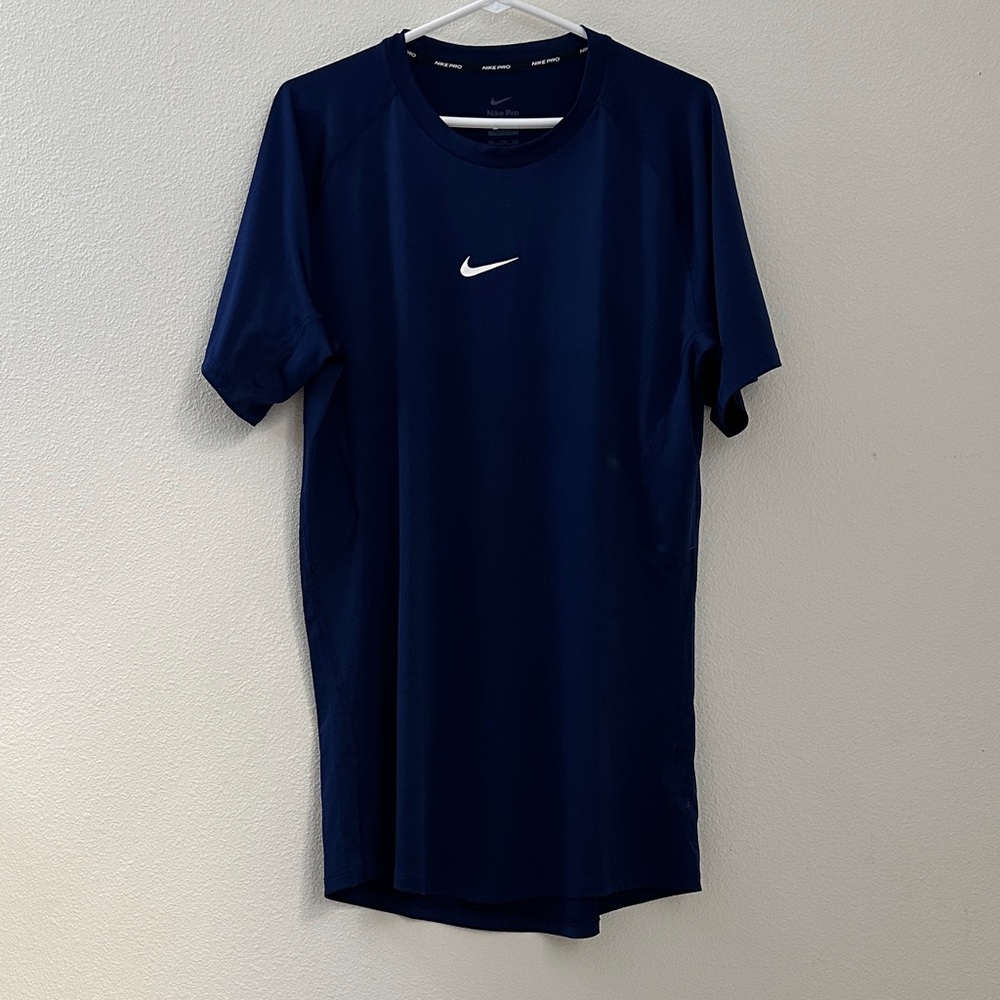 Nike Men's Deep Blue Short Sleeve Tee